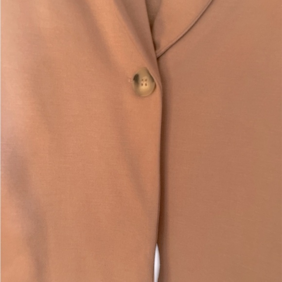 Altar’d State Med Brown Shawl Lapel Single Button 3/4 Ruched Sleeve Blazer - Picture 5 of 7